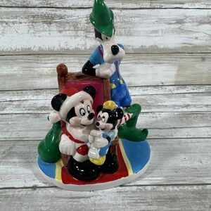 Disney Christmas Merry Mickey Claus Figurine 1989 Schmid Statue